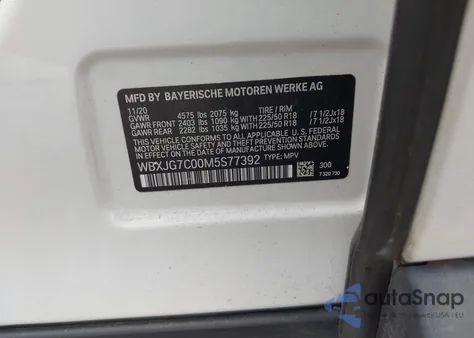 2021 BMW X1 Sdrive28I z USA, uszkodzony, nr VIN WBXJG7C00M5S77392